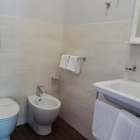 Il Gelsomino לינה וארוחת בוקר 3*