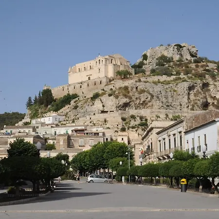 Il Gelsomino 3* שיקלי